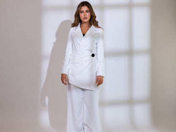 White wrap suite